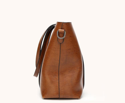 Large Capacity Leather Handbag【Time Limited Offer 3999Ksh】